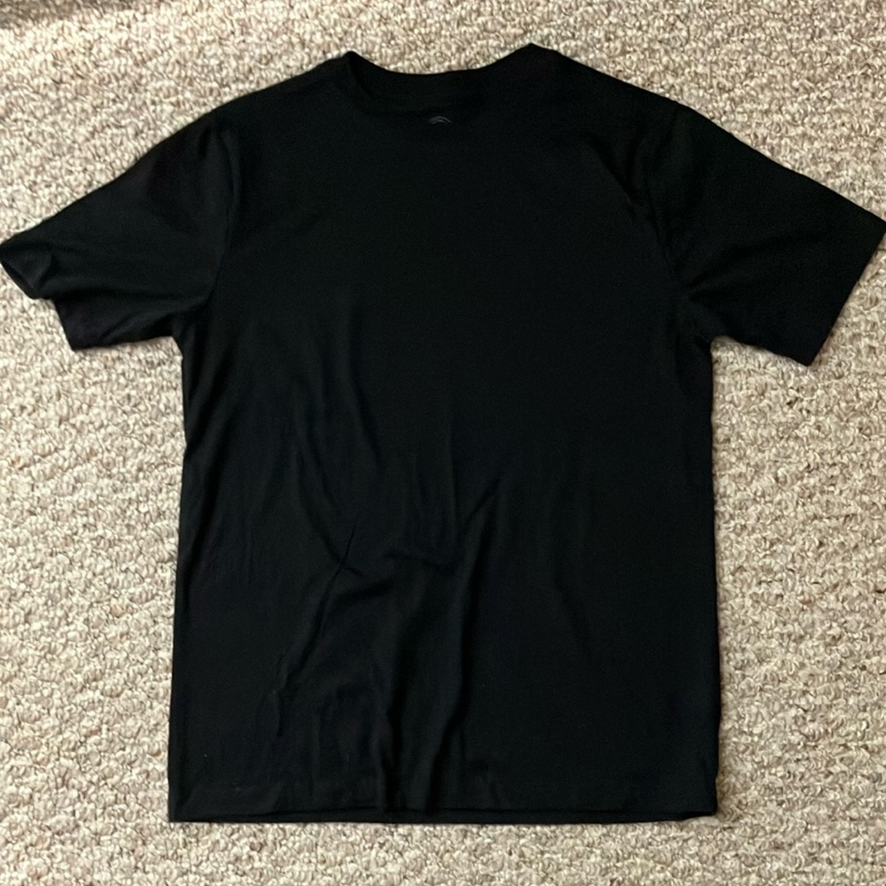 Classic Black boy’s T-Shirt sz 10/12